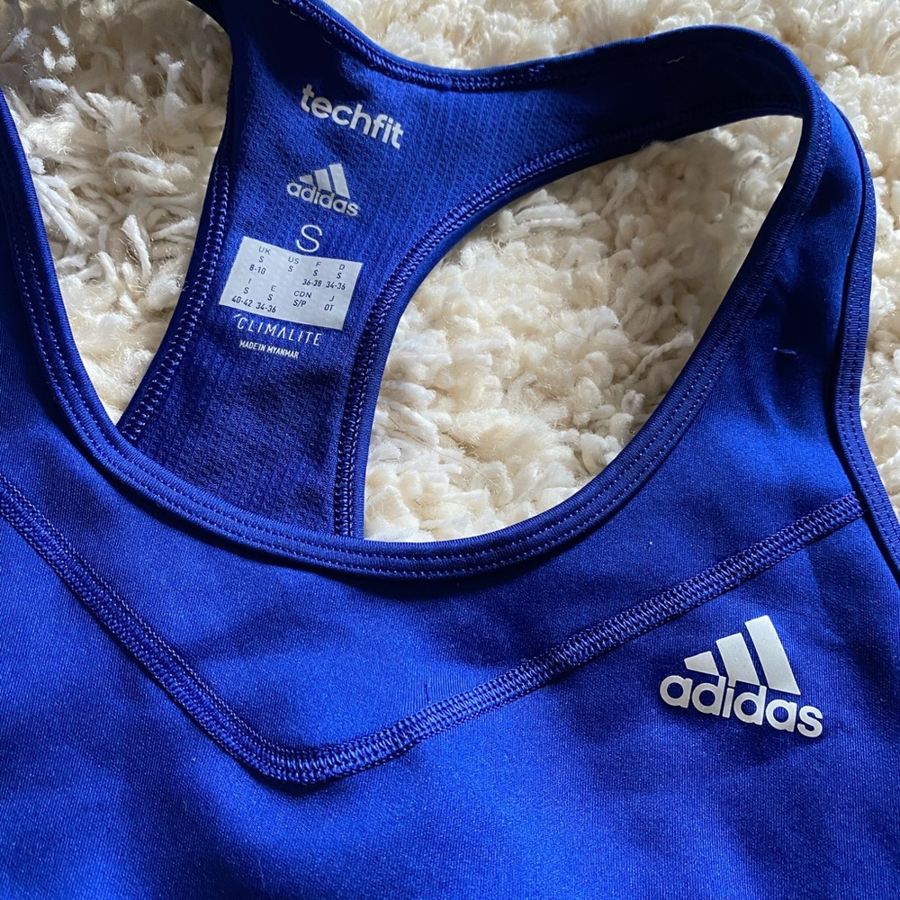 Sports bra - Picture 2 of 3